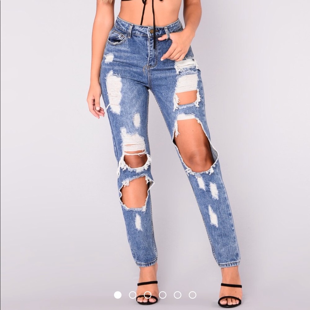 Fashion nova boyfriend jeans